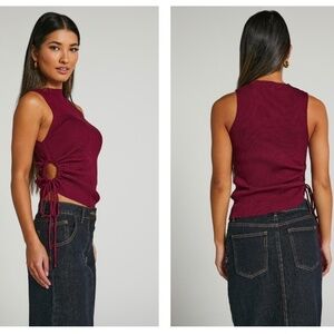 SHOWPO. WOMENS GISELLI TOP - KNIT RUCHED SIDE TANK TOP IN PLUM